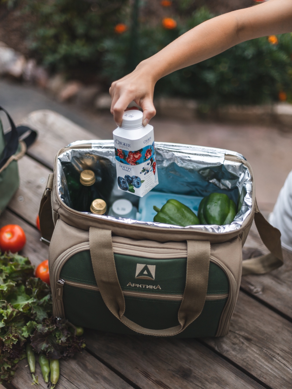 Термосумка Арктика 4100-4 с набором посуды - туристическое снаряжение в Минске. Фото �7 Термосумка Арктика 4100-4 с набором посуды - туристическое снаряжение в Минске. Фото �7