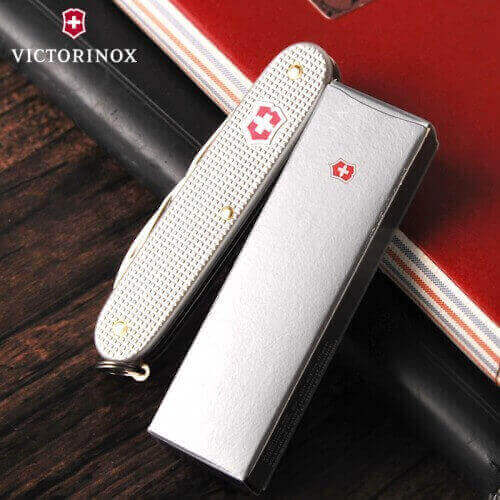 Нож перочинный Victorinox Pioneer Alox 93мм 8функций (0.8201.26). Фото �5